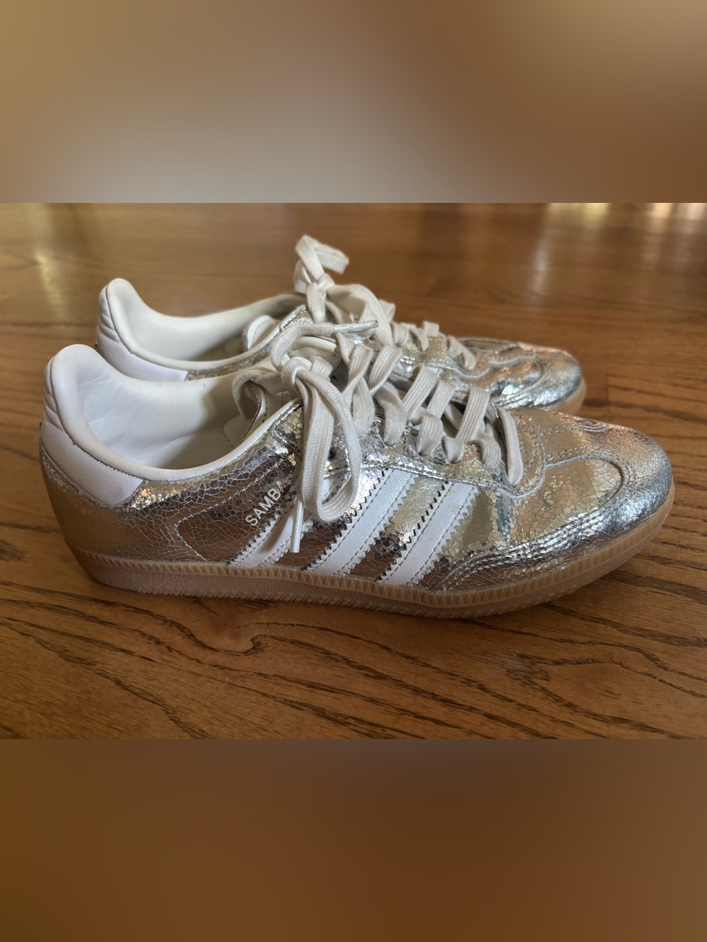 Adidas Samba women’s sneakers